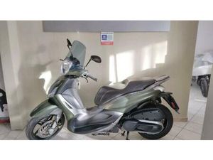 VENDO PIAGGIO BEVERLY 350 ABS (2016 - 20) USATA A PONTEDERA (CODICE 9886456) - MOTO.IT