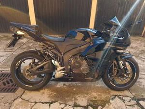 HONDA CBR 600 RR
