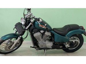VENDO HONDA VT 600 C SHADOW (1989 - 98) USATA A GIULIANOVA (CODICE 9887269) - MOTO.IT