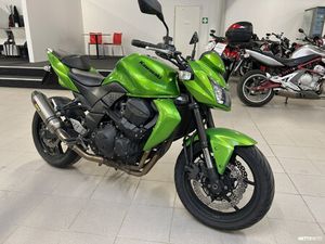 A-KORTTI - 14 PÄIVÄN PALAUTUSOIKEUS - SUOMIPYÖRÄ, HUOLLETTU, AKRAPOVIC