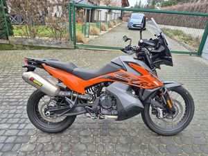 KTM 890 ADVENTURE Z NIEMIEC AKRAPOVIC ŚMIESZKOWO