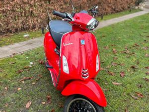 ROTE VESPA SPRINT 50