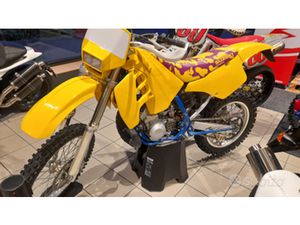 SUZUKI RMX 250 VALENTI