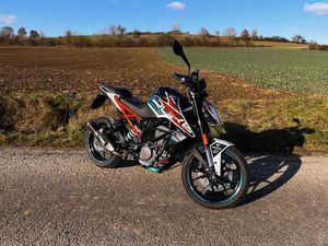 KTM DUKE 125