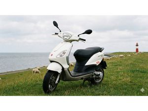 MOTORROLLER PIAGGIO FLY 150 - GUTER ZUSTAND