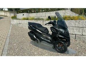 PIAGGIO MP3 530 HPE EXCLUSIVE E5+ 2025
