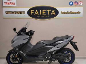 VENDO YAMAHA T-MAX 560 (2020 - 21) USATA A ROMA (CODICE 9887001) - MOTO.IT