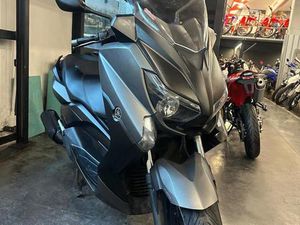 VENDO YAMAHA X-MAX 250 ABS (2014 - 16) USATA A GENOVA (CODICE 9886777) - MOTO.IT