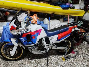 VENDO HONDA AFRICA TWIM XRV750 RD04 D'EPOCA A TARANTO (CODICE 9887055) - MOTO.IT