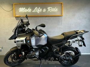 VENDO BMW R 1300 GS ADVENTURE TRIPLE BLACK (2025) USATA A ROSTA (CODICE 9887212) - MOTO.IT