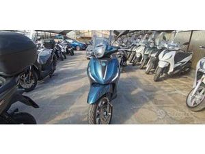 PIAGGIO BEVERLY 400 DEL 2024 USATO