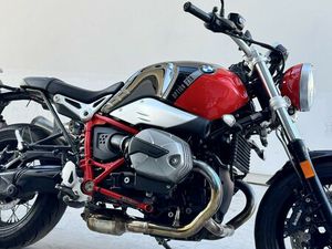 2022 BMW R NINET SCRAMBLER 719 BLACK STORM METALLIC / RACING RED