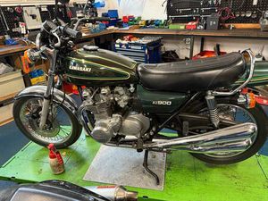 KAWASAKI Z 900 A4 WENIG MEILEN ORGINAL ANGEBOT