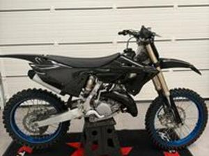YAMAHA YZ 125 2025 MONSTER EDITION