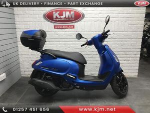 SYM FIDDLE 125 SYM 125 CC E5, 2022/74, ONE MILE IN BLUE - LEARNER LEGAL & TOP BOX 124 CC