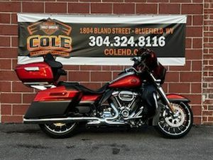 2018 HARLEY-DAVIDSON® FLHXSE CVO™ STREET GLIDE®