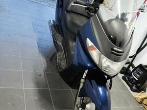 SUZUKI BURGMAN 250 WARSZAWA ŚRÓDMIEŚCIE
