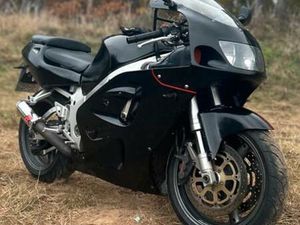 SUZUKI GSXR 750 SRAD (AUCH TAUSCH)