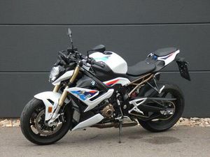 BMW S 1000 R M PAKET SCHMIEDERÄDER, AKRA