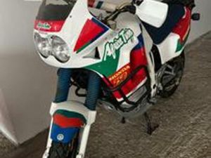 AFRICA TWIN