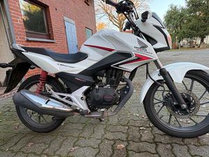 HONDA CBF 125 WEIß-METALLIC TÜV 09/26 GEPFLEGT