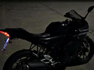 YAMAHA YZF R125
