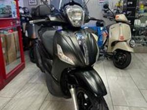 PIAGGIO BEVERLY 350 POLICE DA VETRINA GARANZIA 1 A