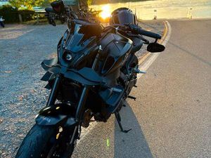 YAMAHA MT 09