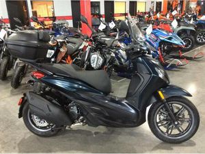 2022 PIAGGIO BV 400 S