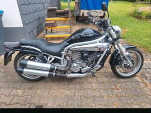 HYOSUNG GV 650 MOTORRAD