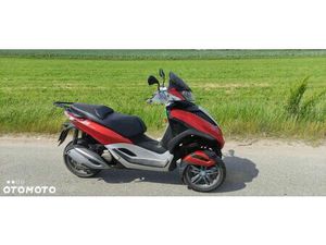 PIAGGIO MP-3
