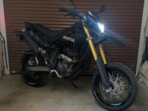 BESTIA 125 SUPERMOTO MOTORRAD