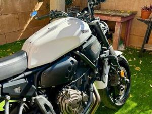 YAMAHA - XSR 700