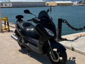 YAMAHA - XMAX 125 CC