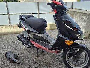 APRILIA SR 125 2T CANTON TESSIN -