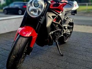 MV AUGUSTA BRUTALE 1090 RR