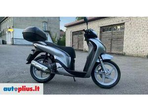 HONDA SH 125 CC, SCOOTERS / MOPEDS