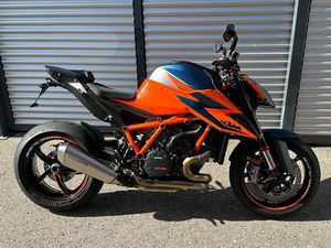 KTM 1290 SUPER DUKE R / QUICKSHIFTER+ / SERVICE NEU