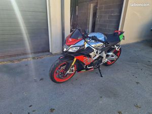 APRILIA TUONO V4 1100 FACTORY