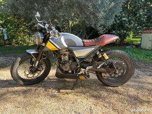 MOTO FB MONDIAL HPS 125