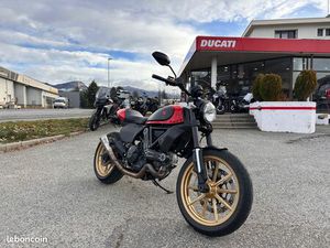 DUCATI SCRAMBLER 800 ICON