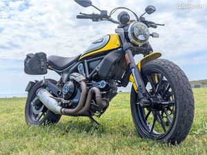 DUCATI SCRAMBLER ICON