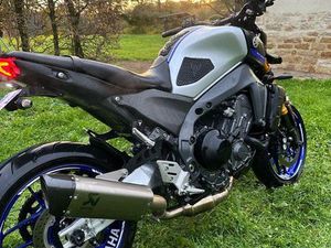YAMAHA MT 09 SP