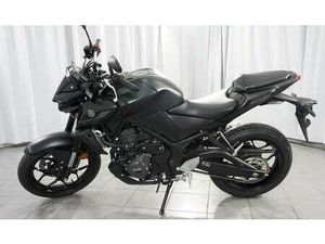 YAMAHA MT-03
