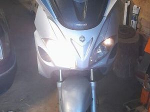 PIAGGIO X9 125 ÉVOLUTION
