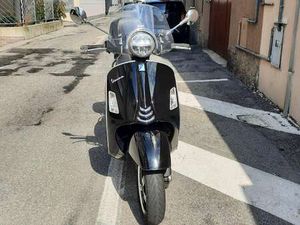 VESPA GTS 300 ABS NERO