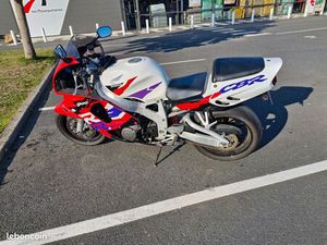 900 CBR