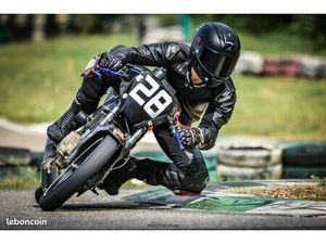 YAMAHA YZF-R125 PISTE