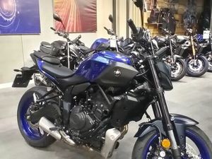 YAMAHA MT