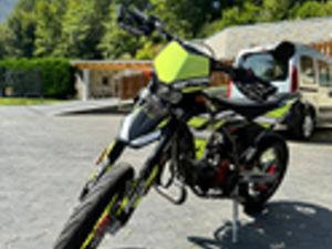 FANTIC MOTOR MOTARD 50 CC KM 6500